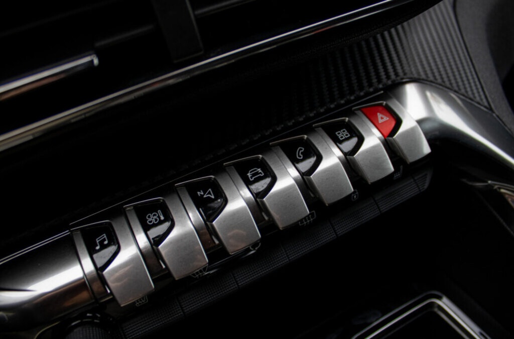 Peugeot 5008 1.2 PureTech 130 E6d-ISC Allure - ODPOČET DPH - 14