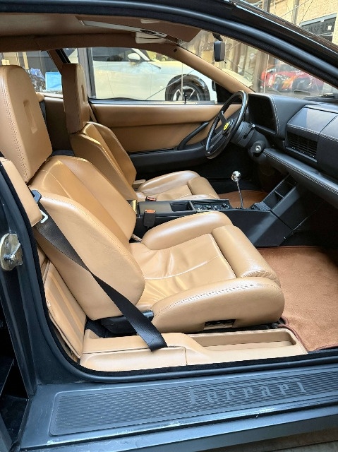 Ferrari Testarossa z roku 1989 - 14