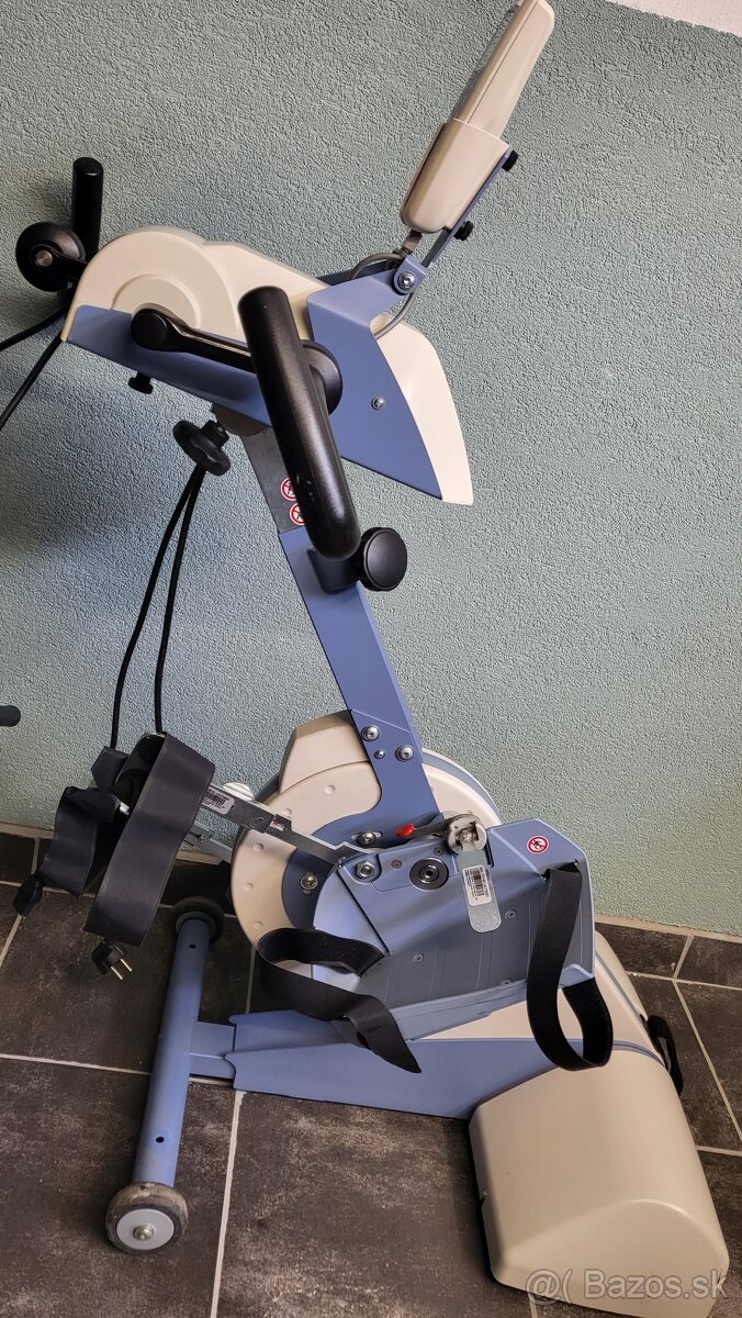 rehabilitačný bicykel na ruky nohy pre ZTP - 14