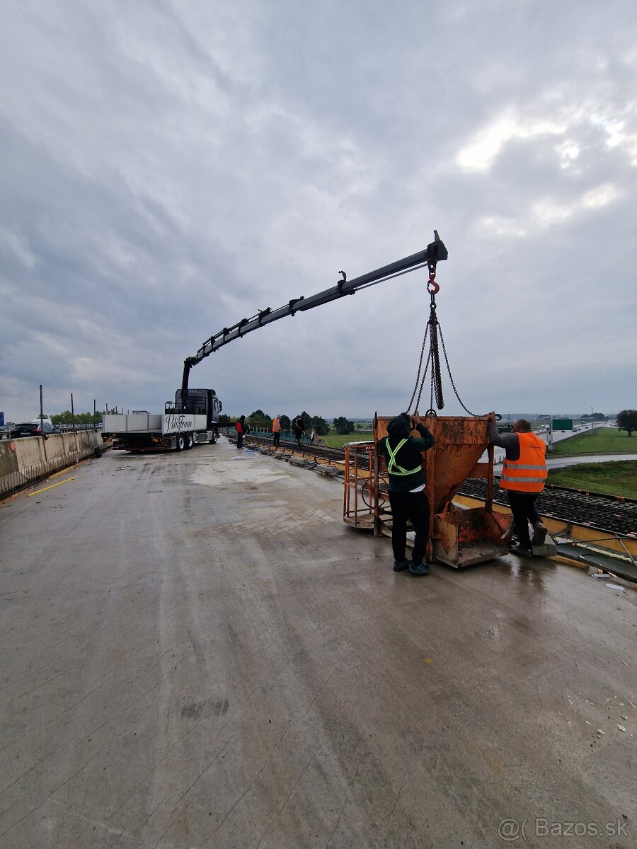 Autodoprava s hydraulickou rukou - 14