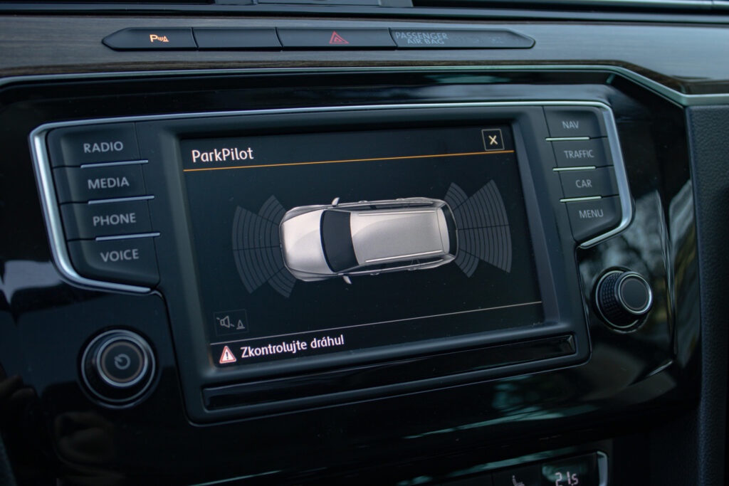 Volkswagen Passat Variant 2.0 TDI DSG VW - 14