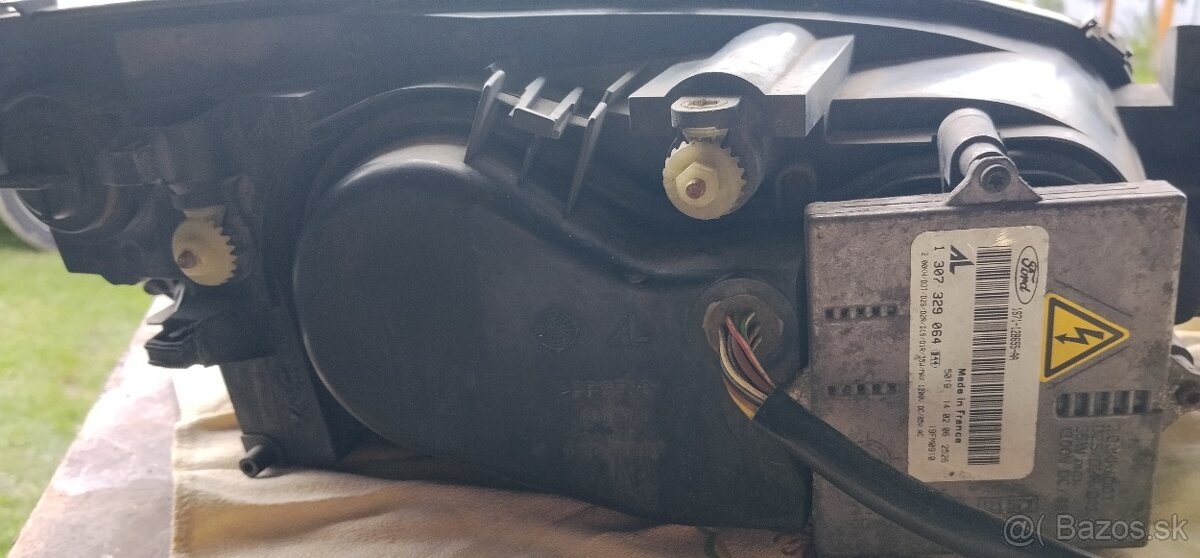 Predám náhradne diely na ford mondeo MK3. - 14