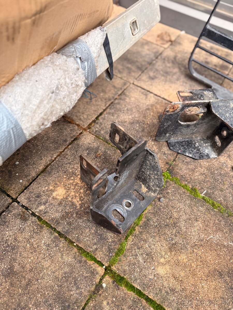 Land Rover Defender – offroad diely na predaj - 14