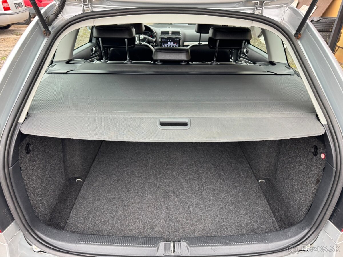 Škoda Octavia Combi 2,0 TDI 103kW Elegance - 14