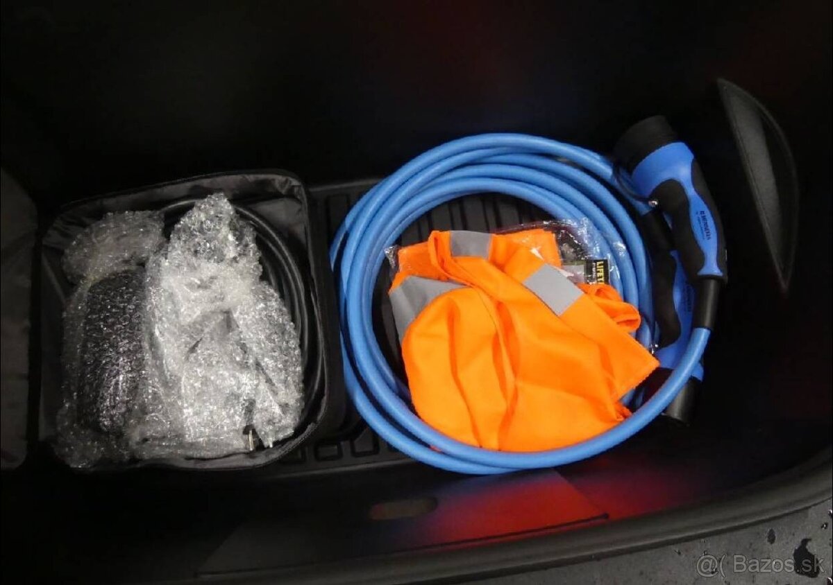 Tesla Model Y 2023 Long Range AWD - 14