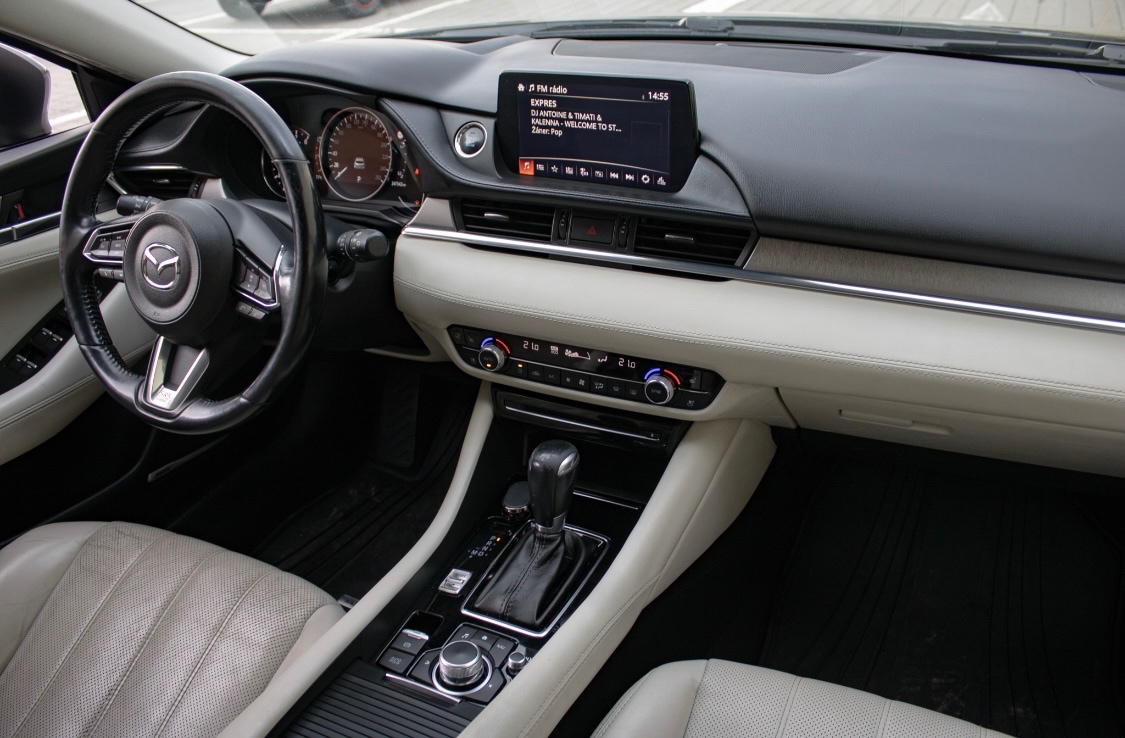 Mazda 6 Wagon 2.5 Takumi - 14