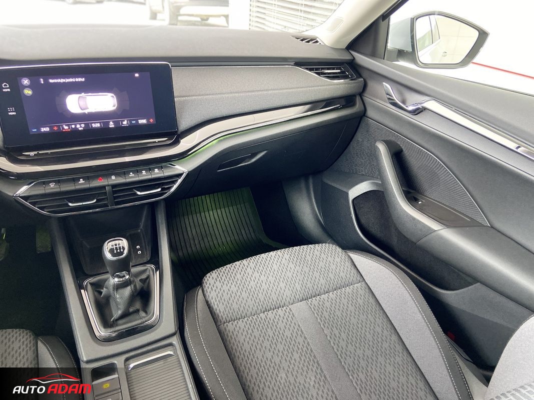 Škoda Octavia Combi 2.0TDi 110kW - 14