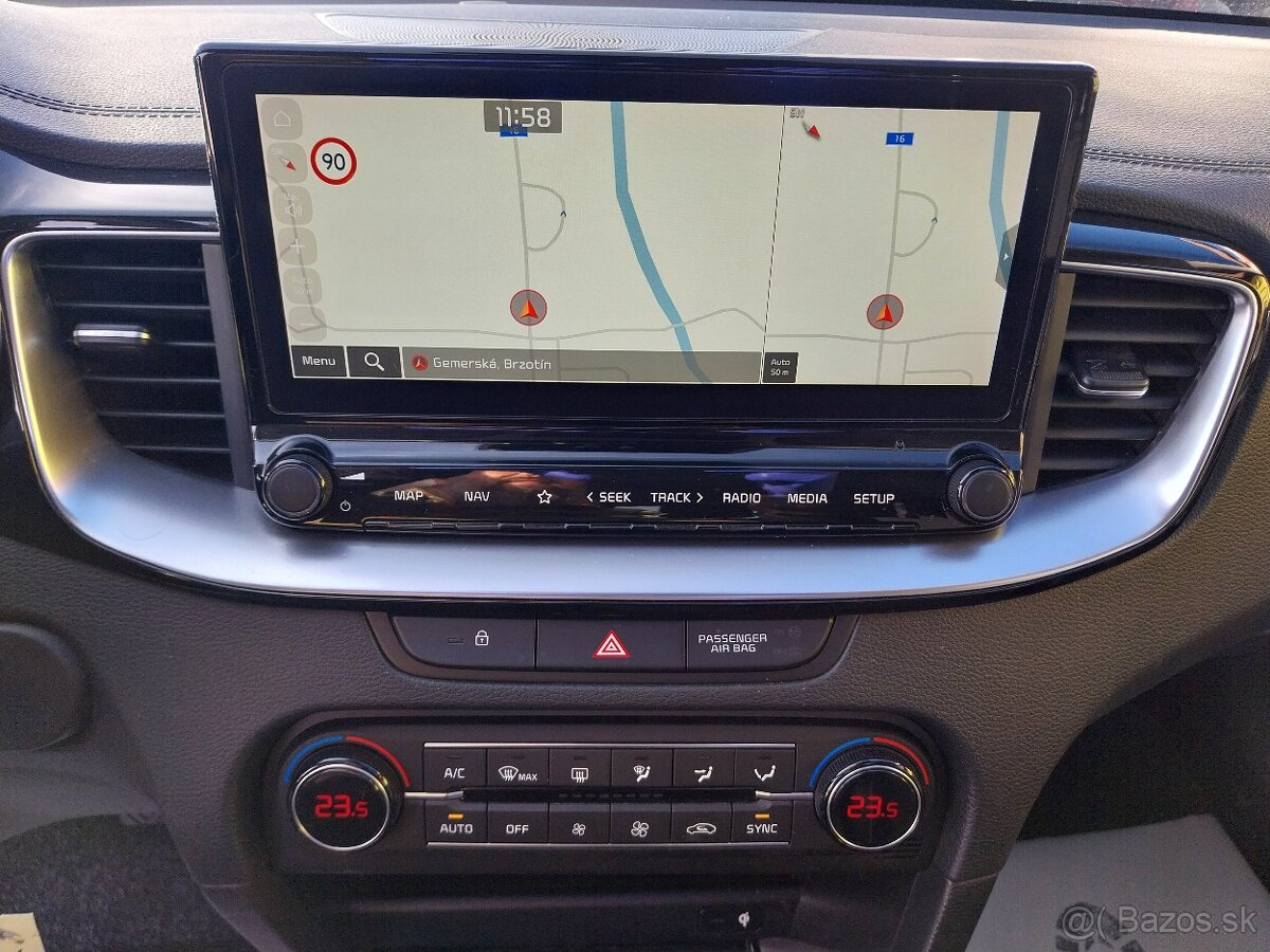 Kia Ceed SW 1.6 CRDi Silver - 14