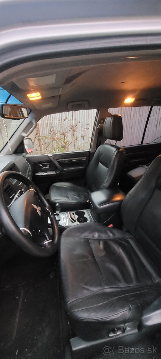 Predám Mitsubishi Pajero MK4 LWB 3.2Did - 14
