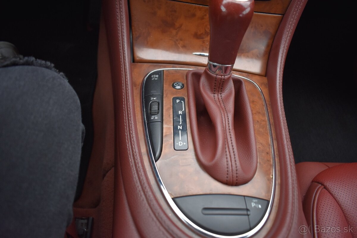 Mercedes-Benz CLS Sedan 350 CGI Blue Elegance - 14