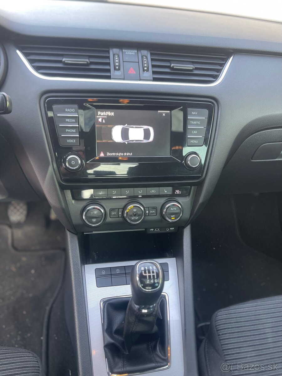 Škoda Octavia 2.0tdi 110kW DSG - 14