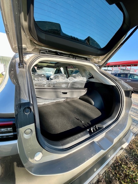 Nový Dongfeng Forthing T5 Evo HEV 1.5 A/T - 14