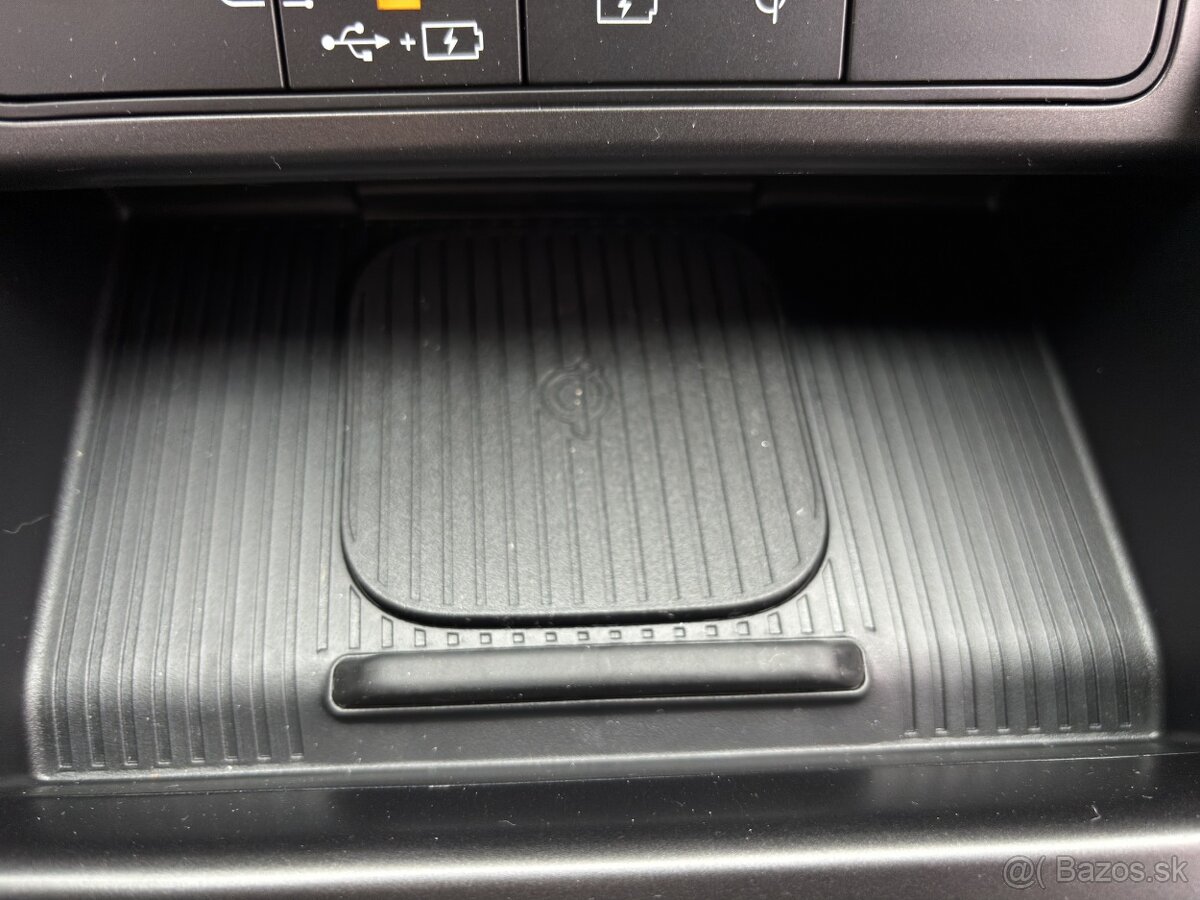 HYUNDAI KONA 1,6T HP 7DCT 4WD FAMILY - 14