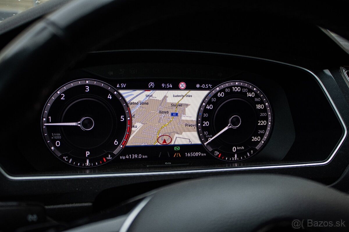 Volkswagen Tiguan Allspace R-Line 2.0 TDI 4-Motion - 7 miest - 14