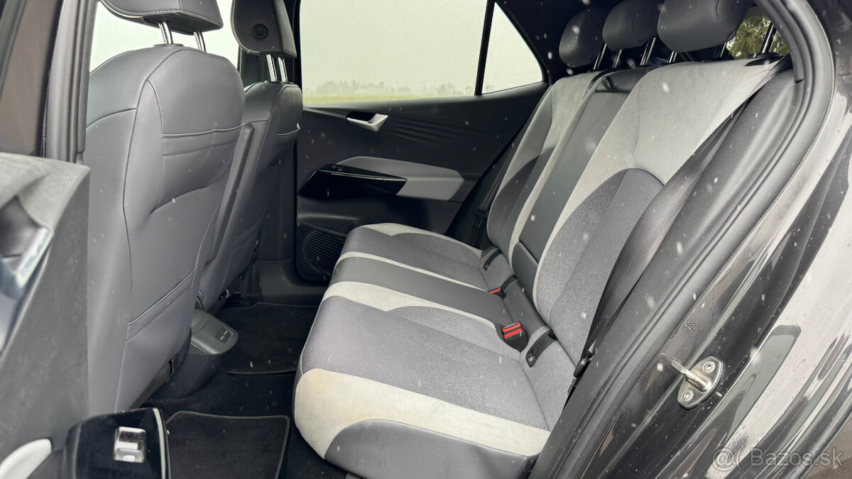 Volkswagen ID.3 Performance Upgrade 58kWh 1st - 14