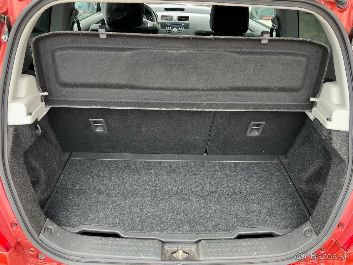 Suzuki Swift 1.5 benzín, 74kW, MT/5, rok:04.2010. - 14