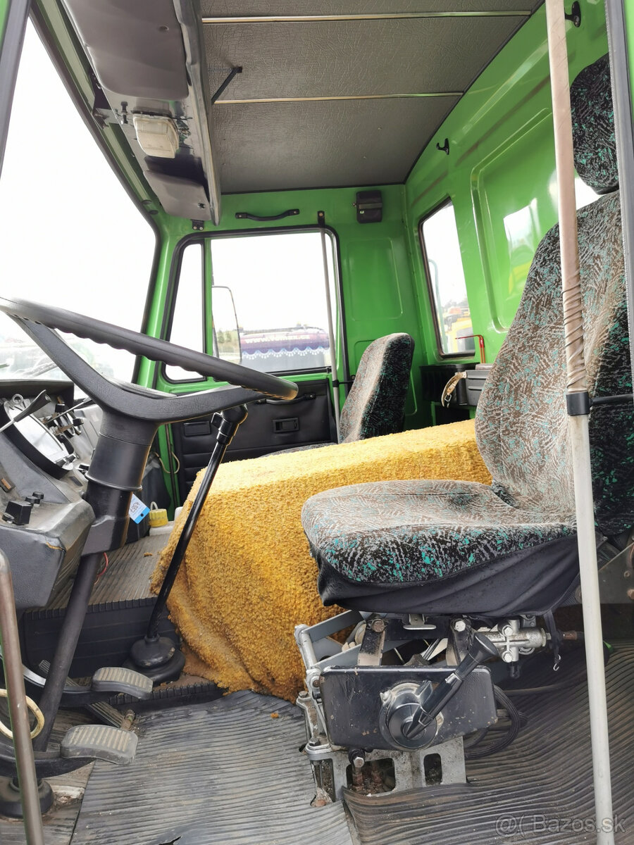 Prodám nákladní automobil TATRA T815 6X6.2 s hydraul. rukou - 14