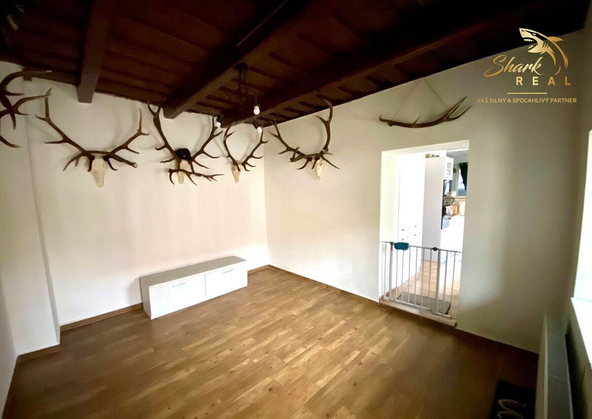 Príjemný a moderný rodinný dom, vhodný aj ako chalupa - 14