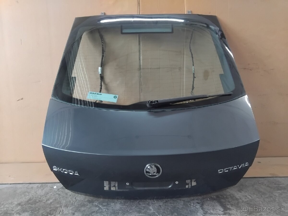 dvere kufra Octavia 3 sedan - 14