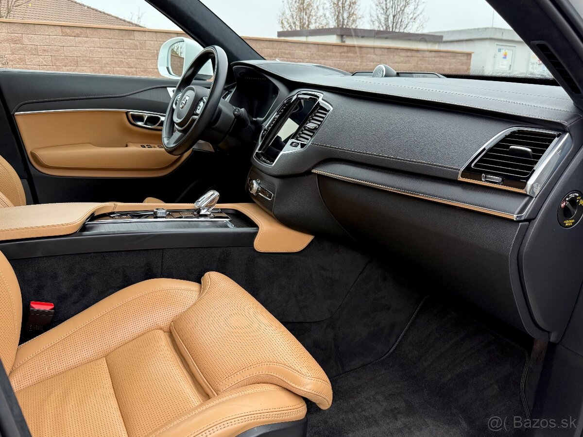 Volvo XC90 PLUG-IN HYBRID T8 AWD RECHARGE - 14