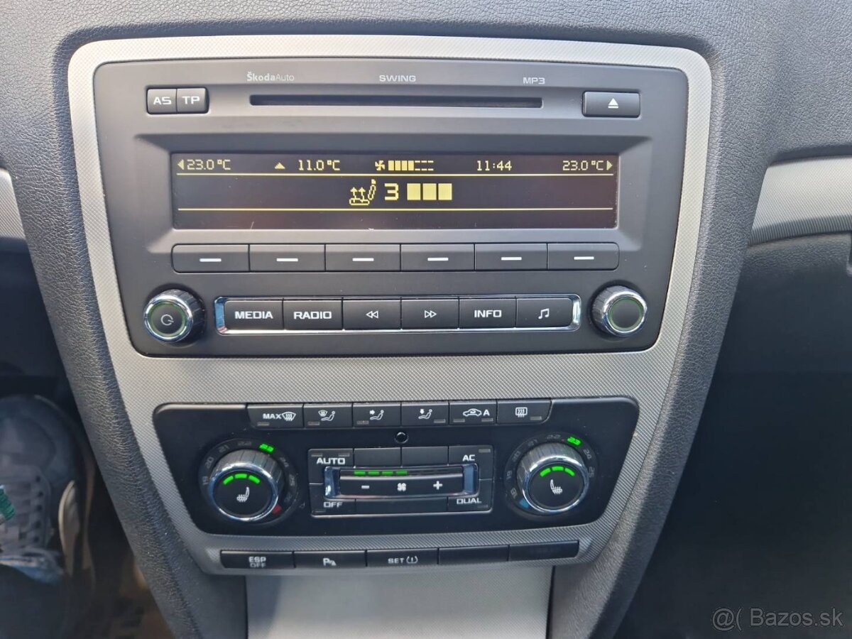 Predám Škoda Octavia Combi 1.9 TDI 77 KW Elegance r.v.2009 - 14