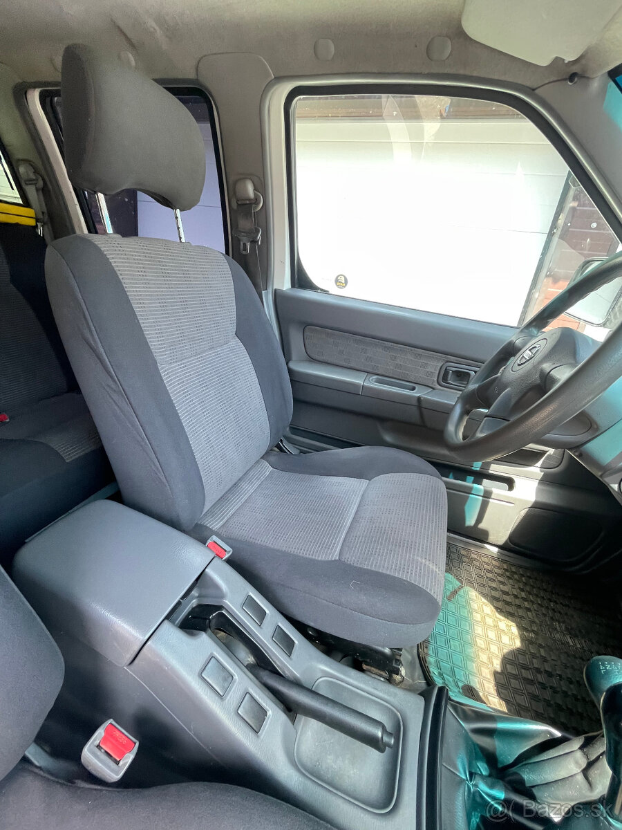 NISSAN NAVARA NP 300 Pickap - 14