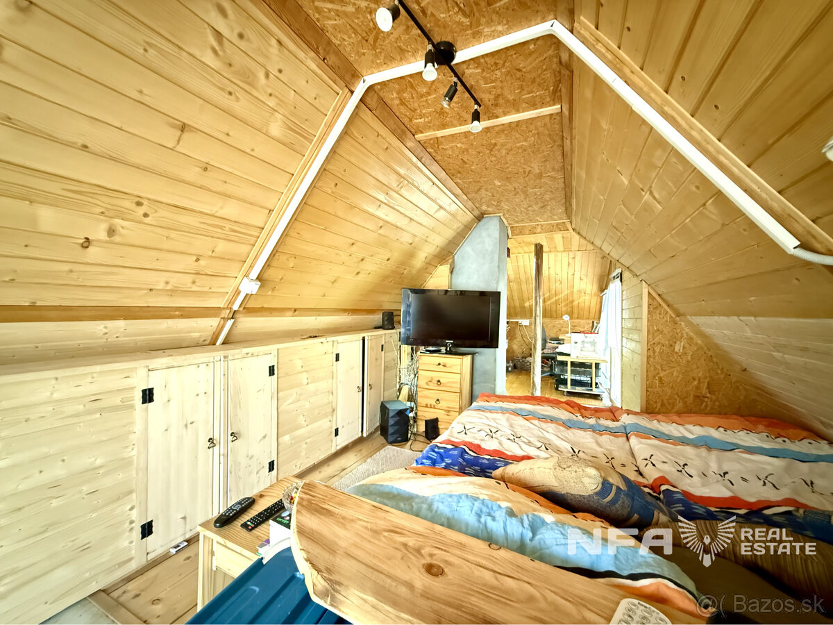 Na predaj útulná drevená chata v srdci Liptova - 14