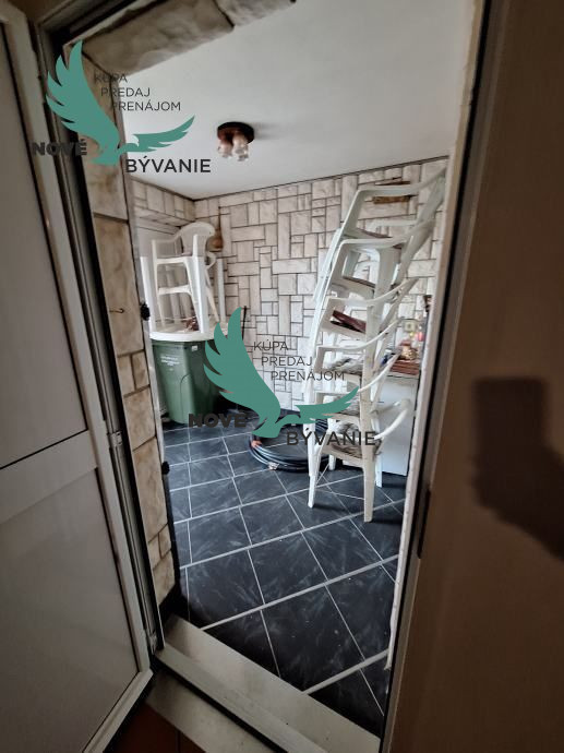 Na predaj dom v druhej rade od mora s výhľadom na more, len - 14