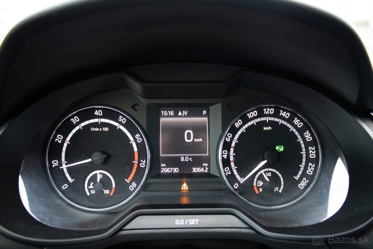 Škoda Octavia Combi 2.0 TFSI RS DSG 162kW - 14