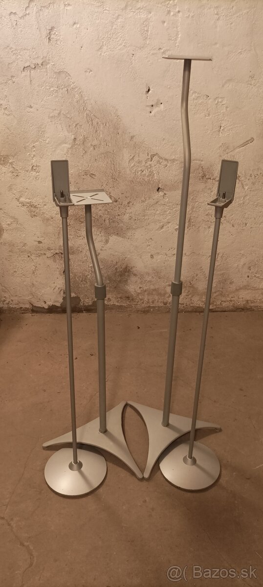 Reproduktorové stojany - 14