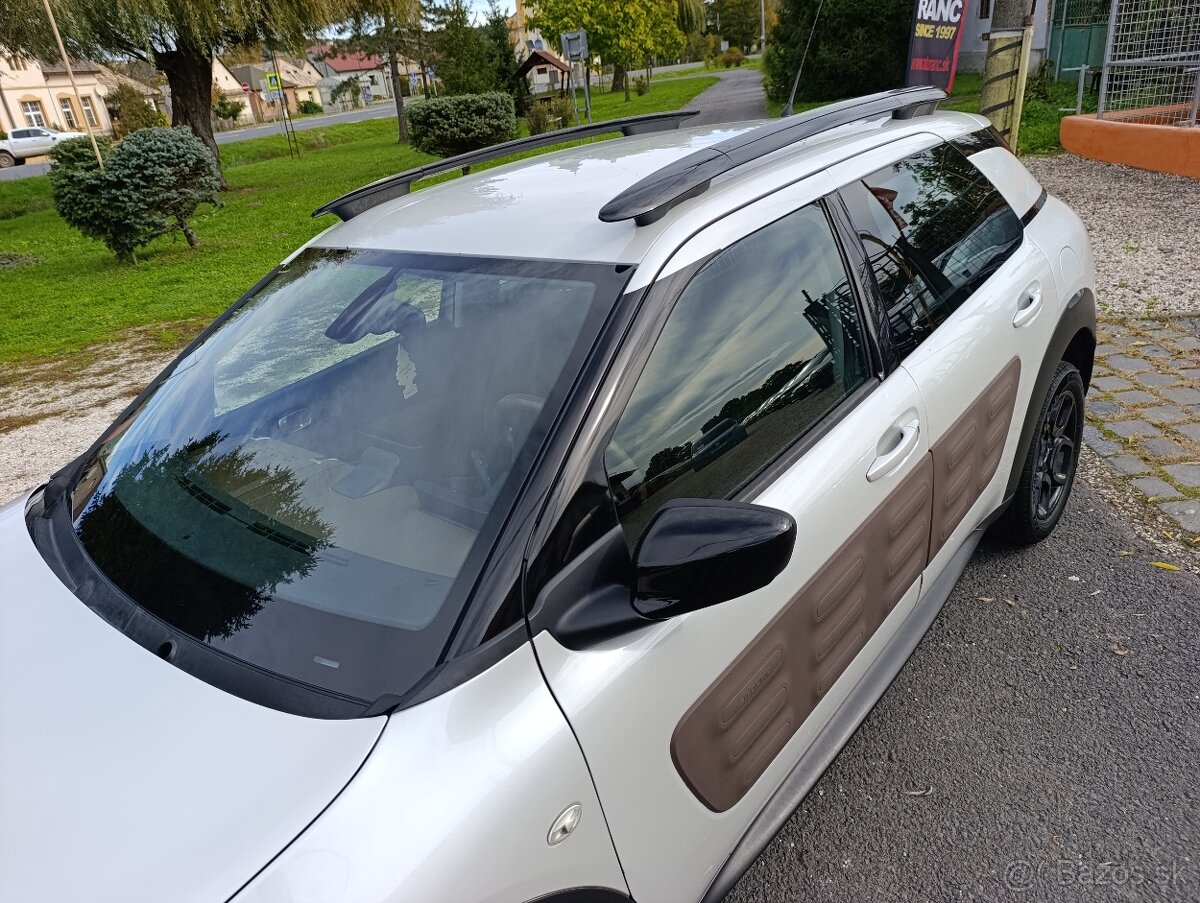 Citroën C4 Cactus 1.2, Biela Perleť, Crossover - 14