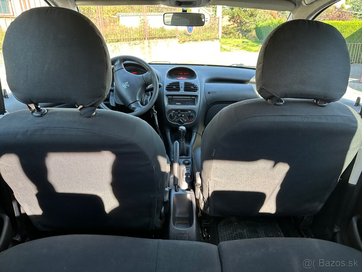 Peugeot 206 - 14