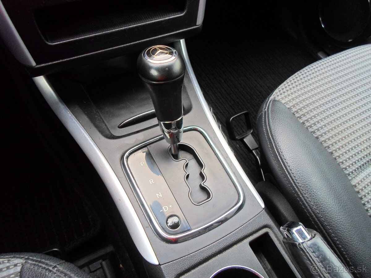 Mercedes-Benz B trieda 200 CDI 103kW automat,koža,klima,temp - 14