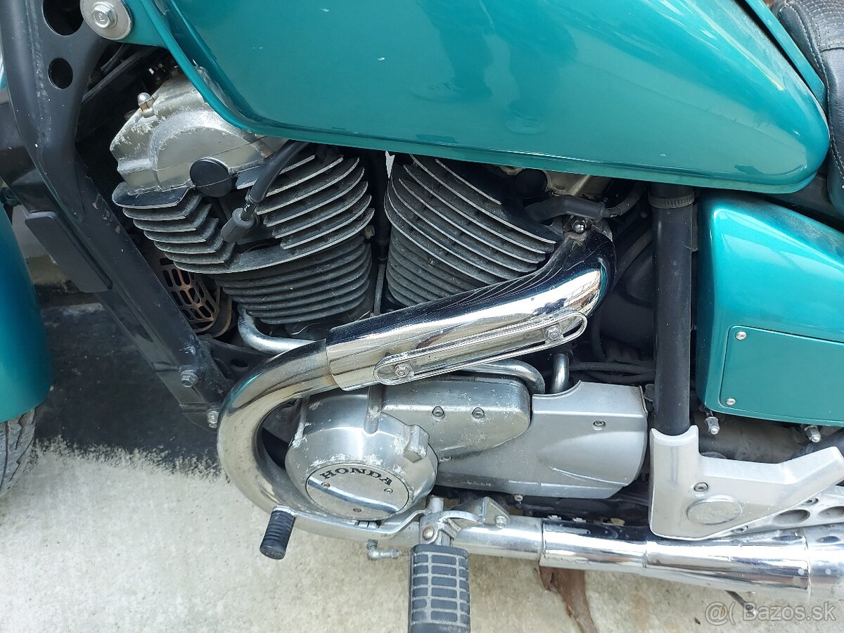 Predám Honda VT 1100 Shadow - 14