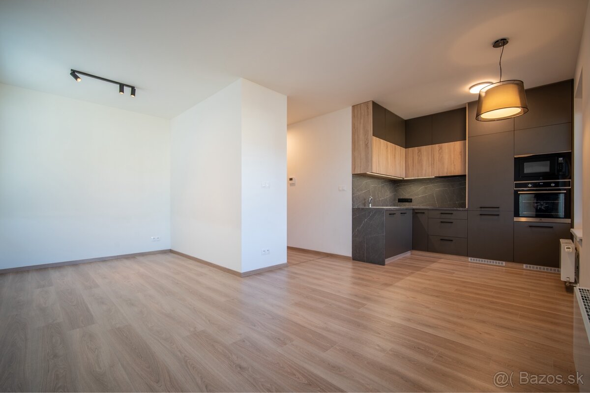 Predaj 1 izbového bytu 44 m2 , Bory Bývanie, Devínska BA - 14