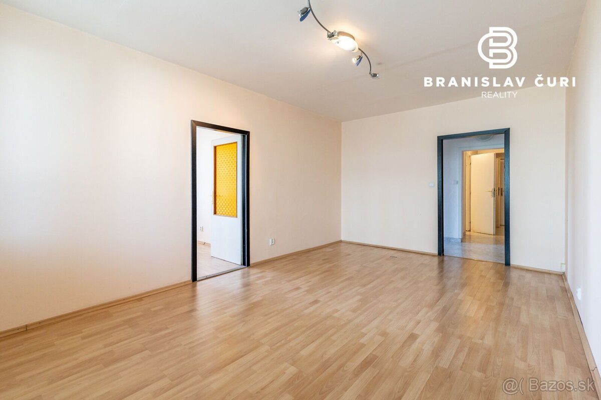 REZERVOVANÉ - PREDAJ 3-IZBOVÉHO BYTU V PÔVODNOM STAVE - Palá - 14