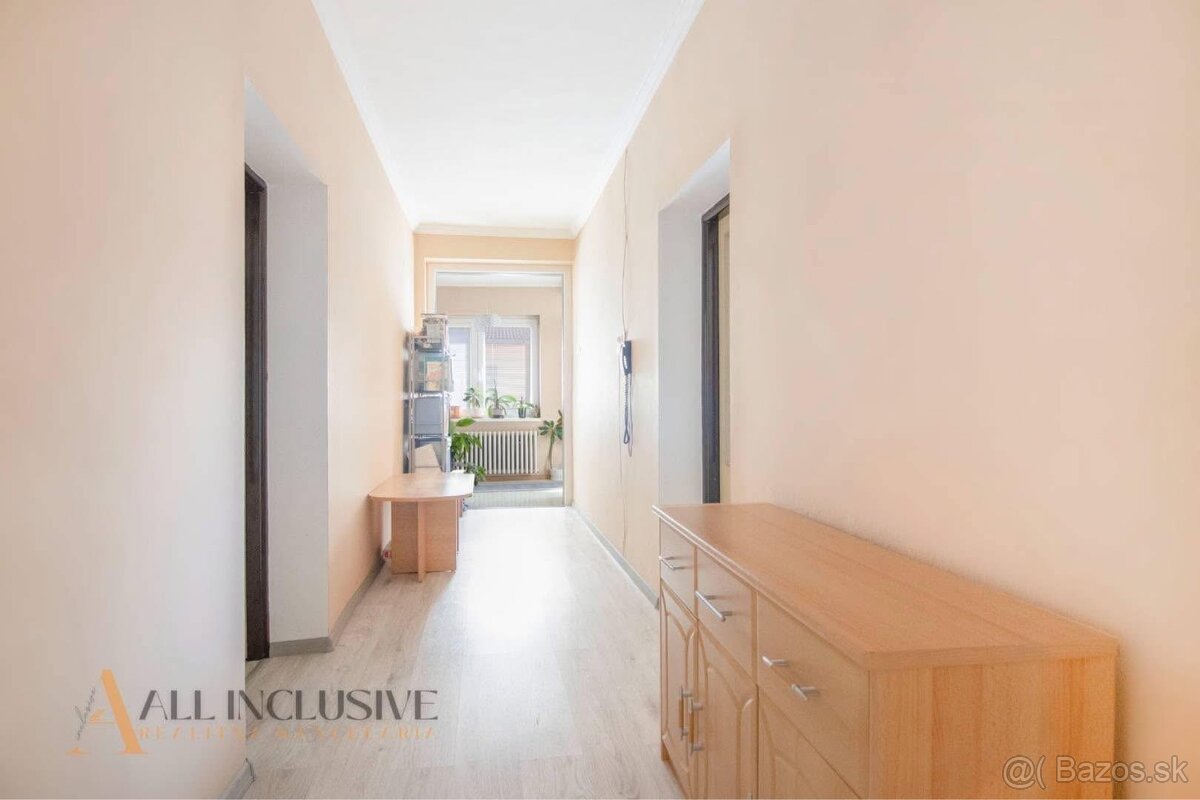 Na predaj 4 izbovy rodinny dom - 14