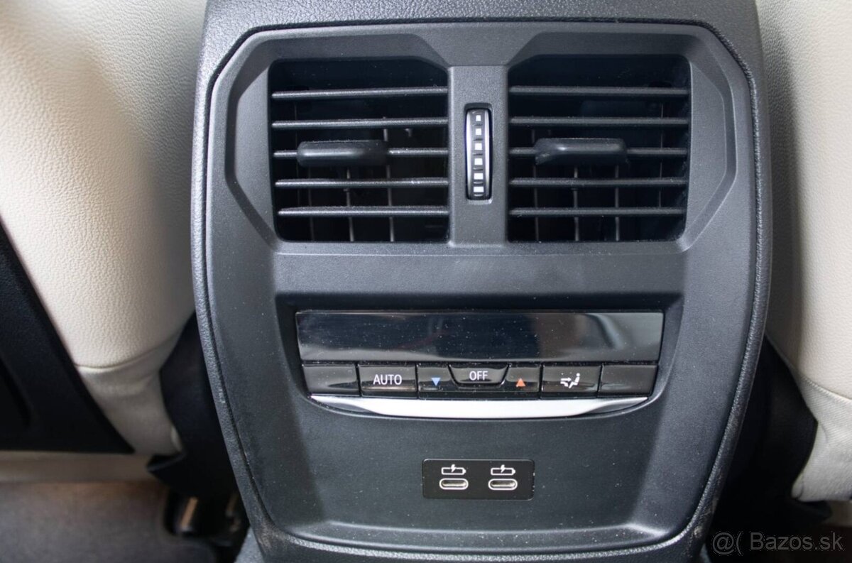 BMW Rad 3 Touring 330e PHEV A/T - 14