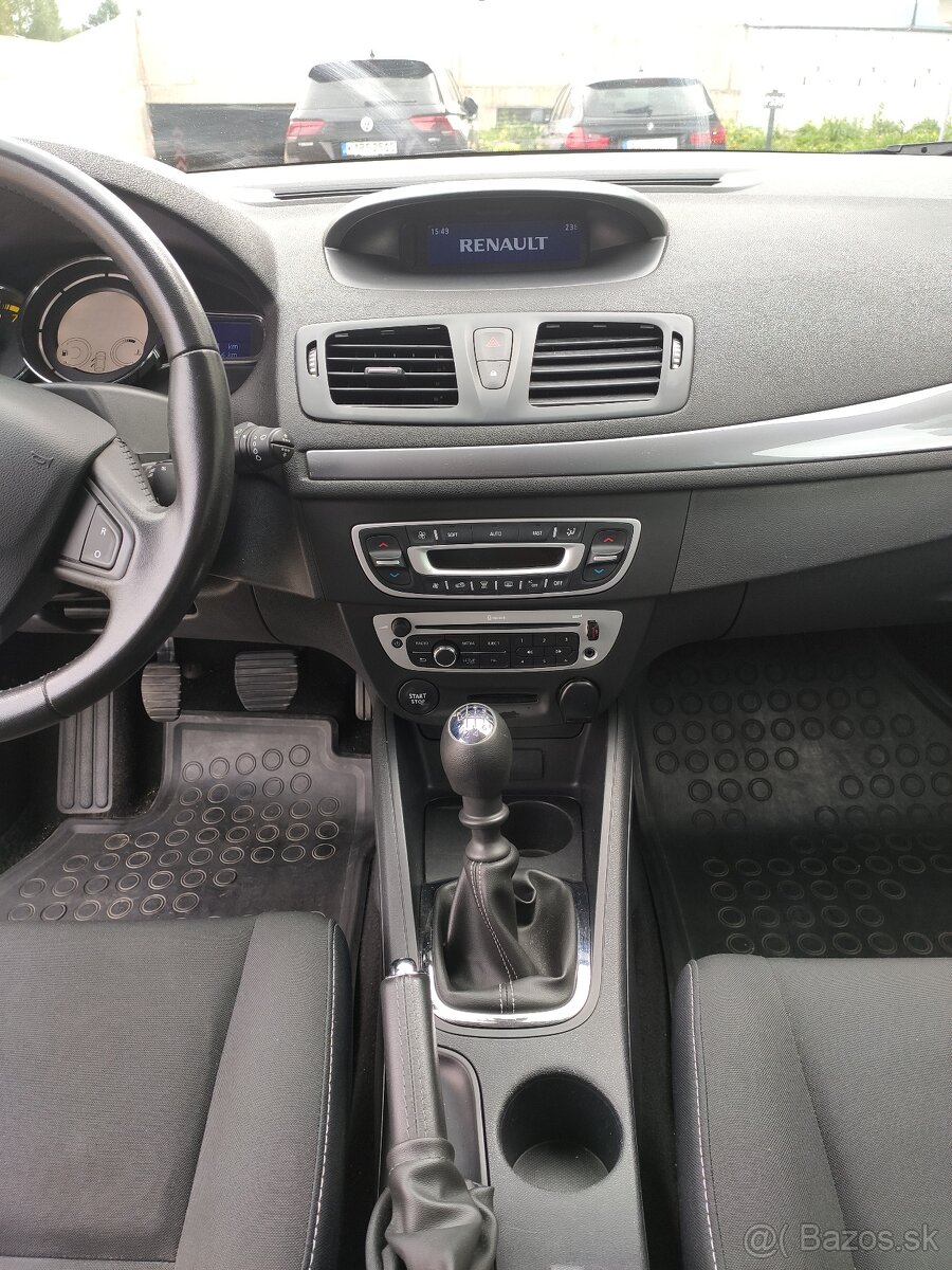 Predám Renault Megane 1.6 16V 110 Limited Edition - 14