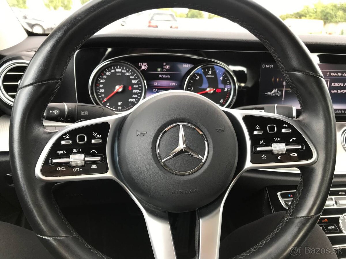 Mercedes-Benz E trieda Sedan 400d 4matic VZDUCHOVÝ PODVOZOK - 14