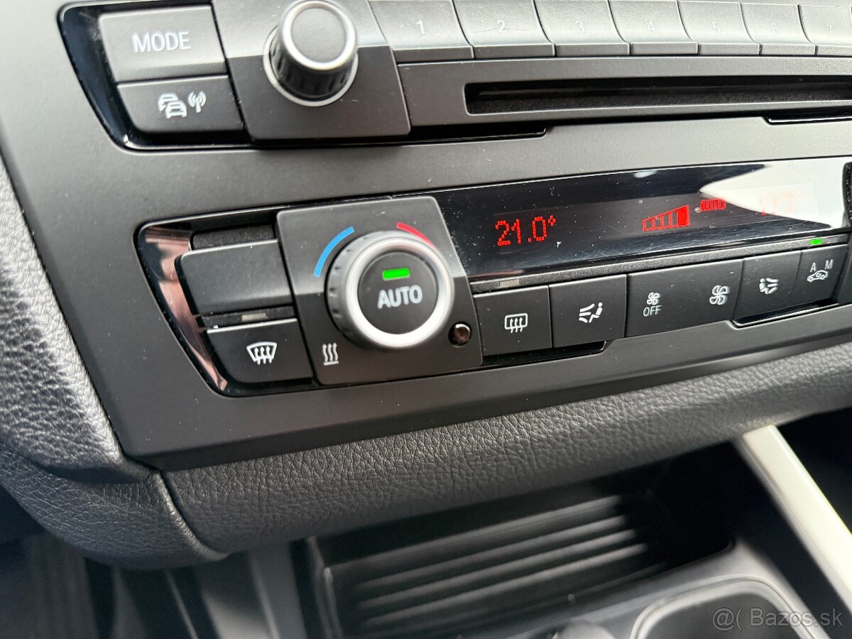 BMW 1.6 75kW BENZÍN model 2014 Xenony - 14