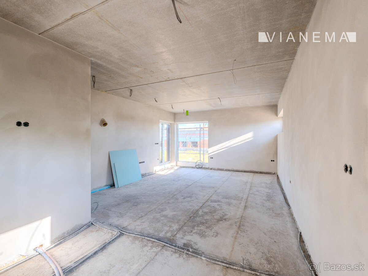 IBA U NÁS Na predaj 4i rodinný dom, Dvorec, 572m2, BNB - 14