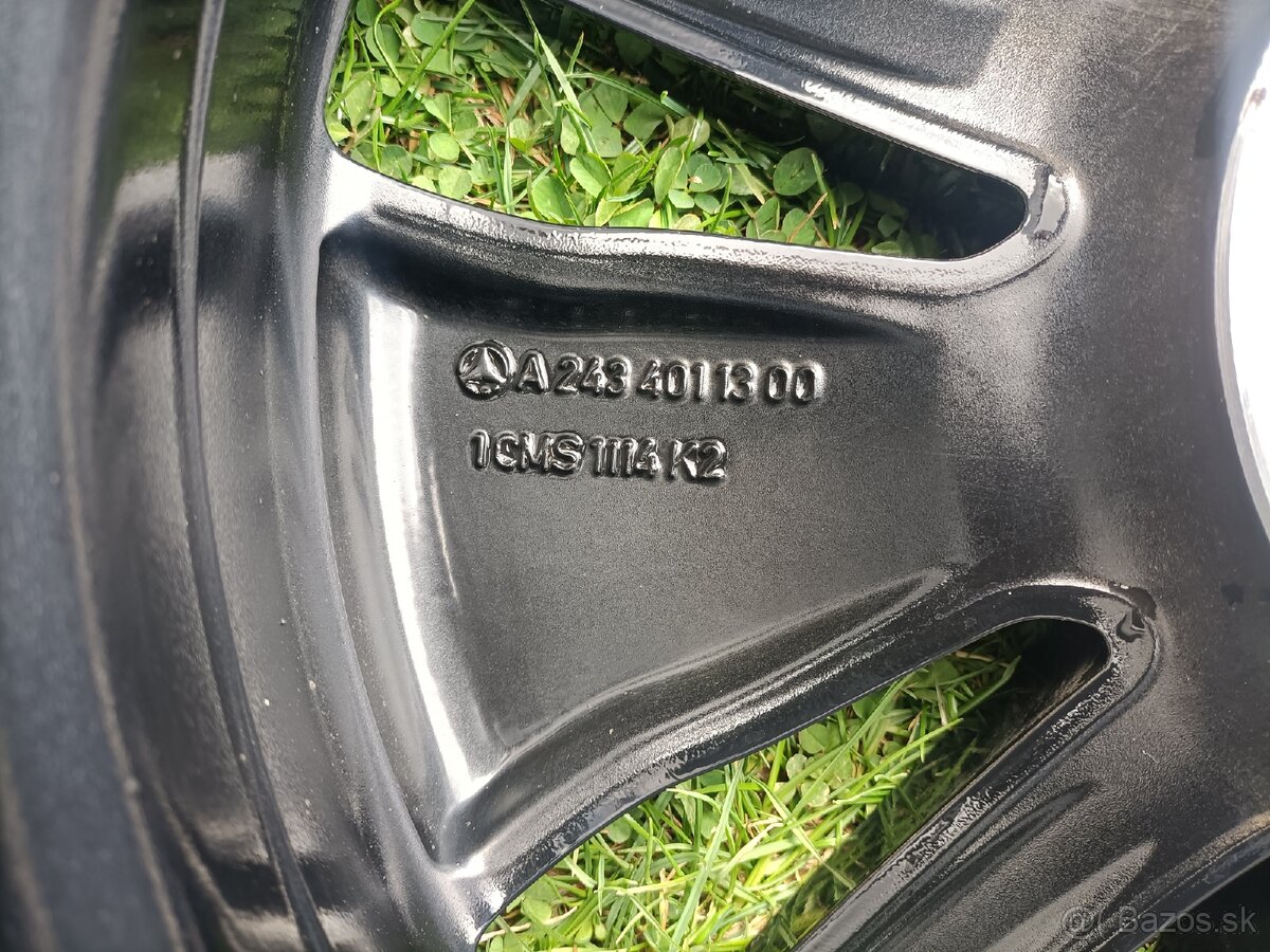 Original R18 Mercedes - 14