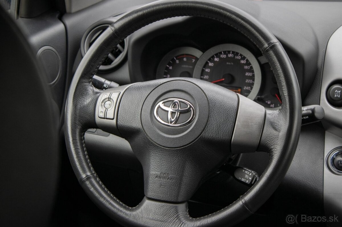Toyota RAV4 2.2 D-4D - 14