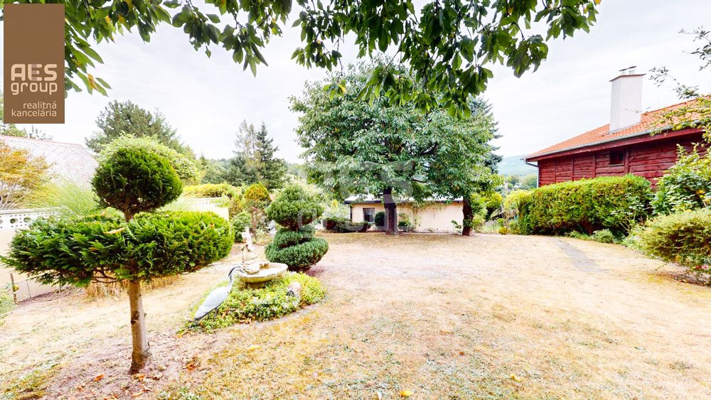 PREDAJ, ZÁHRADA S DVOMA CHATAMI, NOVÁ HORA, STUPAVA - 14