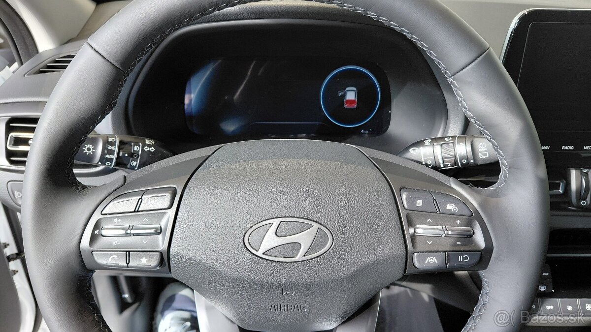 Hyundai i30 FAMILY - 14