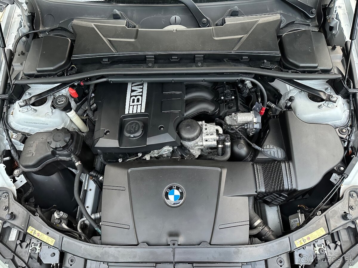 BMW RAD 3 E91 318i LCI - 14