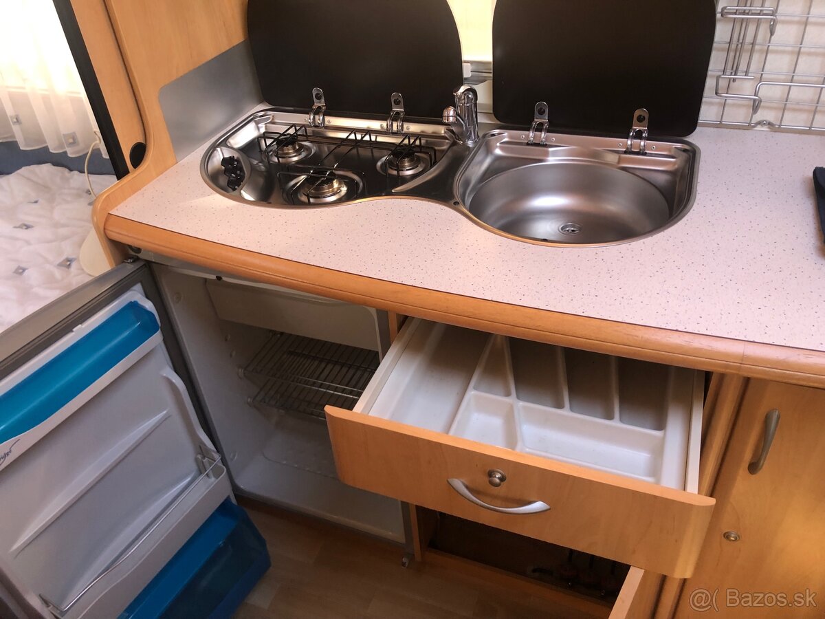 Karavan , Obytný príves Hobby 440 Predstan , Nosič B , - 14