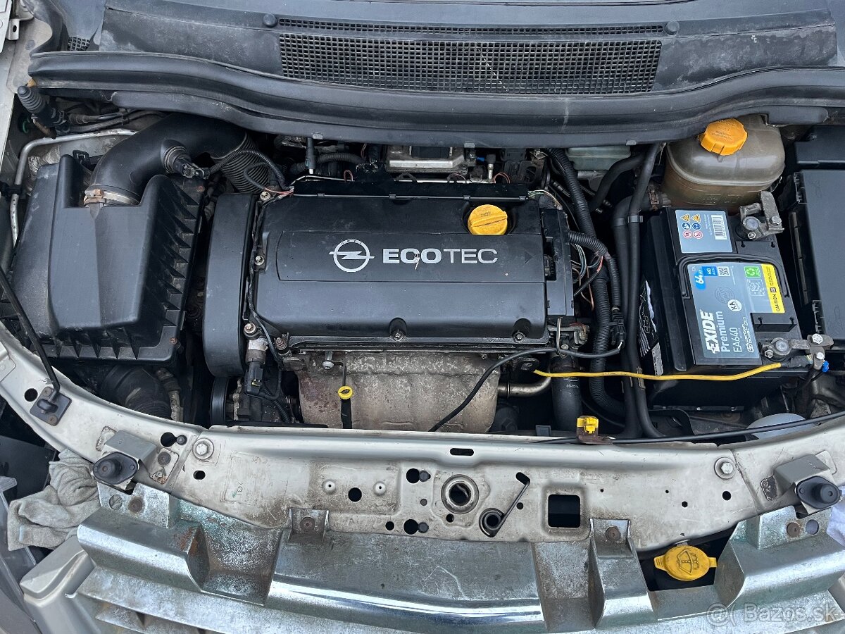 Opel zafira 1.6 benzín 103kW - 14
