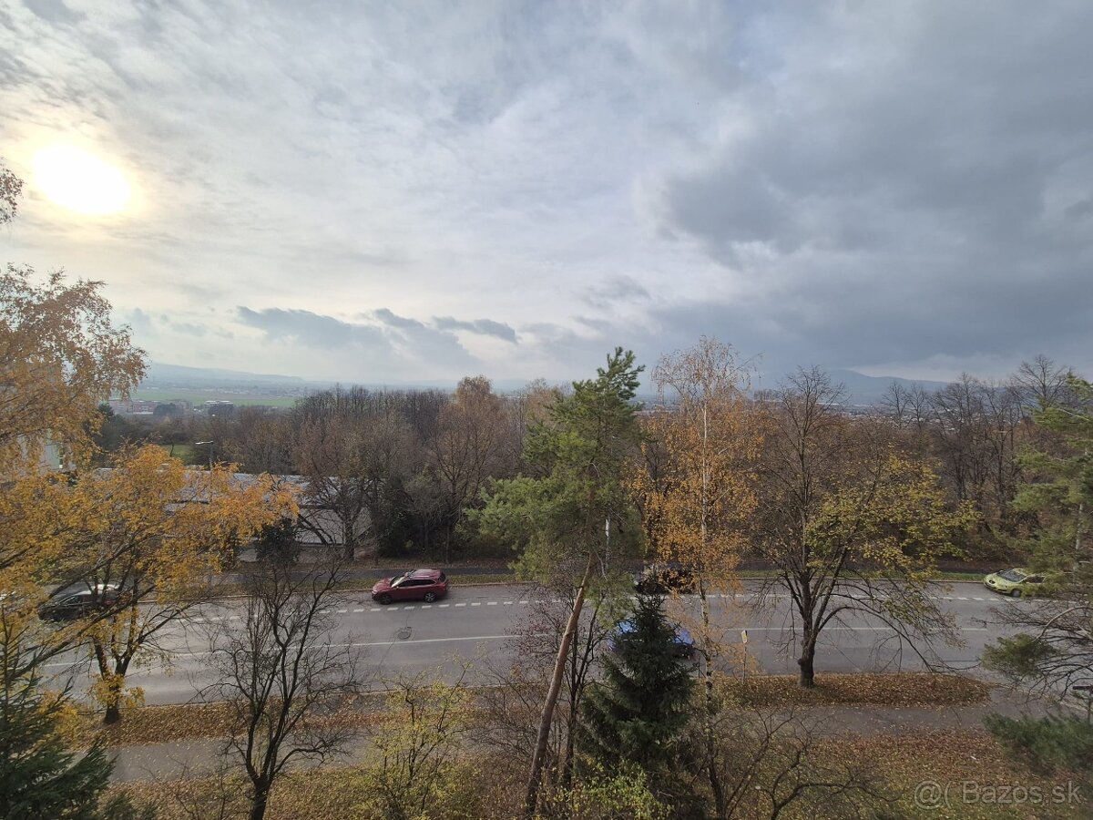 Na prenájom: kompletne prerobený 1 izbový byt TRENCIN - 14